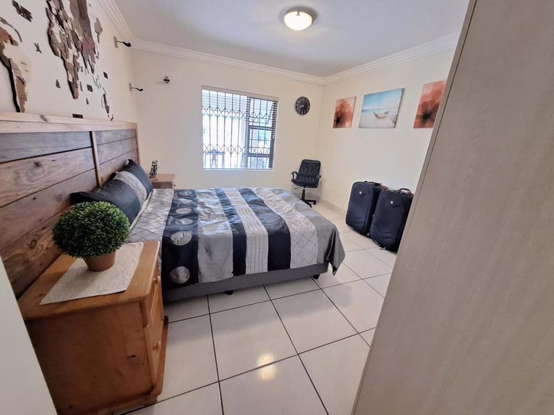 4 Bedroom Property for Sale in Menkenkop Western Cape